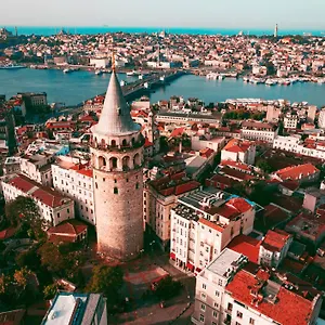 Istanbul Taksim Istiklal Street Kamil Hotel - Historical Hotel